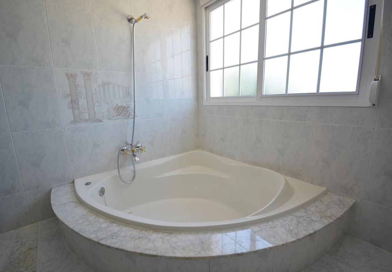 Casa Con Jardin En Vilanova De Arousa Pontevedra Ngoại thất bức ảnh